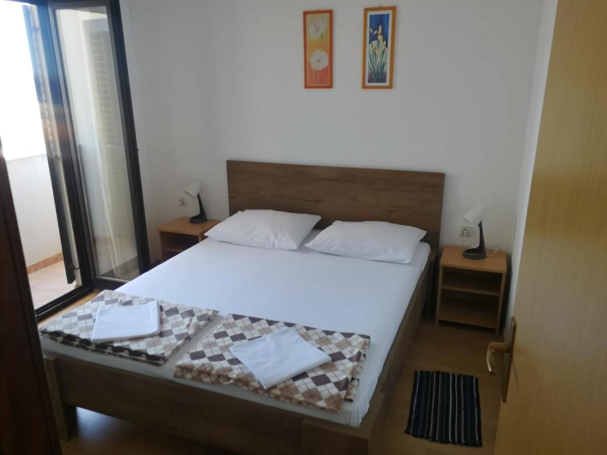 Апартаменты Apartman Cemeljic Мандре Экстерьер фото